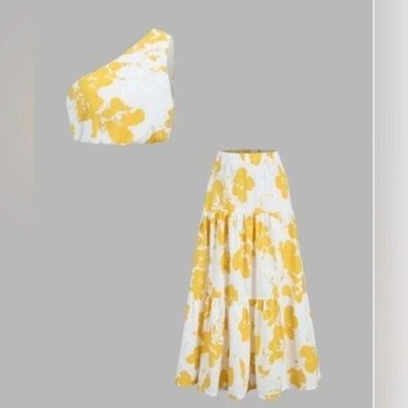 Commense yellow plumeria Two piece midi skirt and matching top Size Small New - Picture 13 of 14